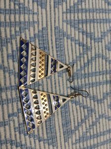 Triangle Dangle Earrings - Geometric Design