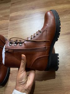 Roadster Brown Boots❌No Negotiation