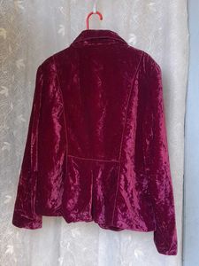 Maroon Velvet Blazar
