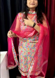 Floral Print Salwar Kameez with Pink Dupatta