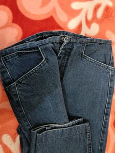 Straight Fit - 28 Waist Blue Jean