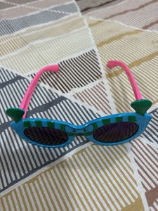 Cute Kids&#39; Sunglasses