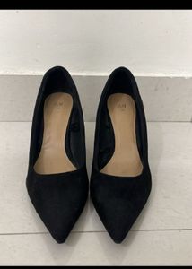 H&amp;M Court Shoes.