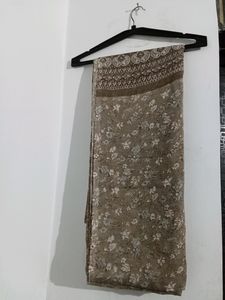 English Color New Saari
