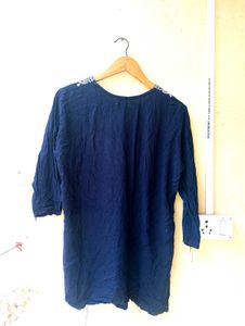 Elegant Navy Blue Embroidered Kurta