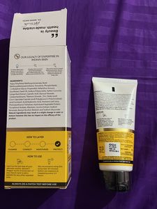 DR SHETHS Haldi &amp; Hyaluronic Acid Sunscreen