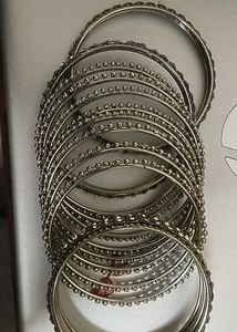 Sparkling Silver Bangle Set