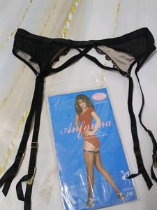 (1031)Black Lace Garter Belt