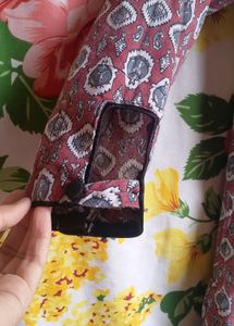 Vibrant Kalamkari Printed Kurti! ❤️
