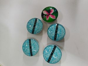 Beautiful Mobile Holder