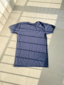 casual m size t shirt