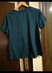 New never Used Tshirt In L Ize