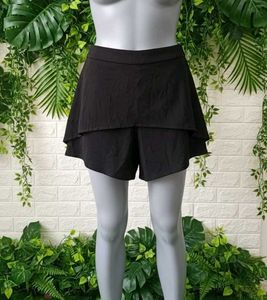 Black Skort