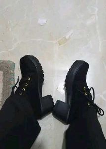 Stylish Black Chunky Heel Ankle Boots Women