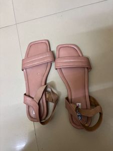 flats for women