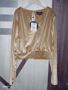 Gorgeous Golden Velvet Crop Top 👌❤