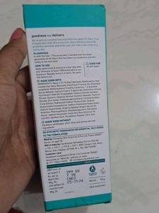 plum Cica &amp; Hyaluronic acid sunscreen