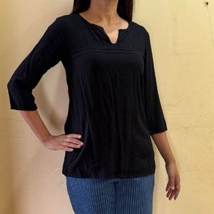 Black 3/4 Sleeve Casual Top