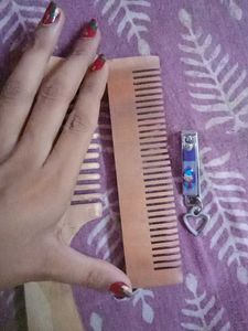3 Wooden Comb