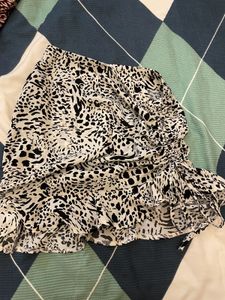 Printed A-Line Flounce Hem Mini Skirt