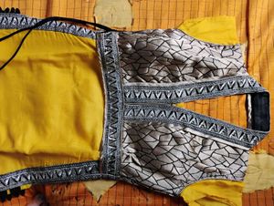 Women New Straight Festival Kurta