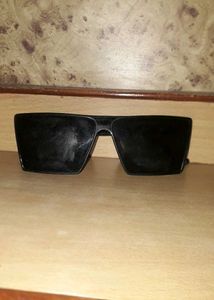 Stylish Black Sunglasses