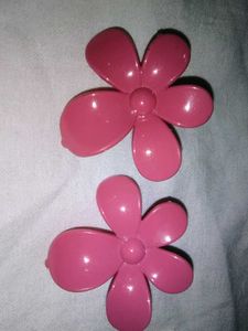 Pink Flower Clips and Pesta Colour Bracelet