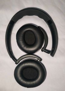 Akg y500 premium wireless headphones🎧