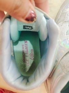 Sketchers Light Shoes For Girls