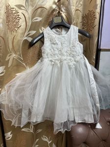 Combo 4 frock only 1 tym used