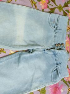 Women&#39;s Denim
