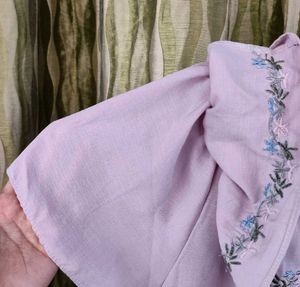 Pale Lilac Coloured Ruffly Bertha Collared Top 💖