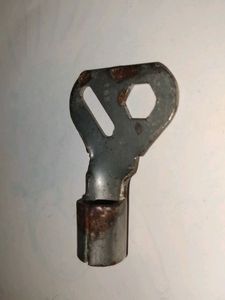 vintage roller skate key.