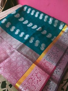 Gold And Silver Zari Woven Silk Saree