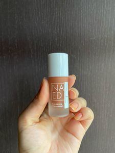 4 Nailpaints + 1 Free Lipgloss From Elf