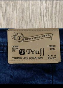 sc8529 Pruff Jeans size 32
