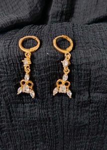 Elegant Gold Drop Earrings