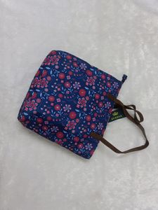 🆕 Avaasa Handbag 💙 Tote Bag