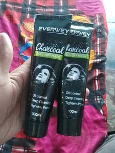 Everweyerwey Charcoal Peel-Off Mask Pack Of 2
