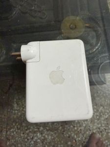 Apple MacBookCharger 140w ORIGINAL(no cable)-usb C