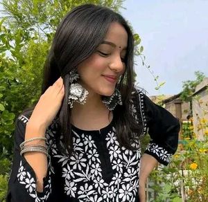 Black Embroidered Kurta