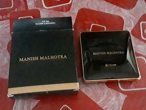 Myglamm Manish Malhotra Compact