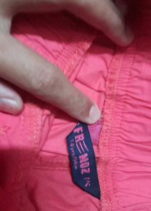 Red Casual Fit  3 Quartered Joggers