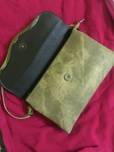 sling bag