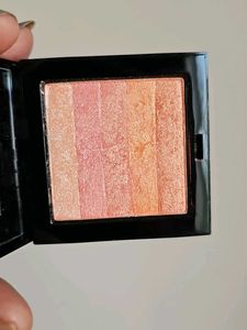 Blushes & Highlighter