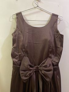 Elegant Brown Dress with Bow Detail