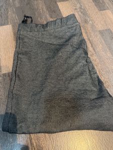 Black Color Trouser With Small Chex…