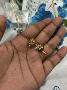 Elegant Gold-Plated Necklace And Earring Set