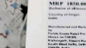 Elegant red Floral Kurta Set