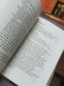 Shakespeare International Bestseller Literature